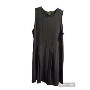 J. Jill wearever collection sleeveless black dress size medium
